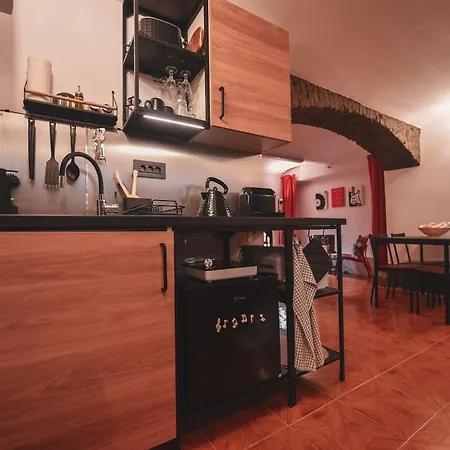 Music Xperience Studio- Comfy Basement For Music Lovers Apartment *